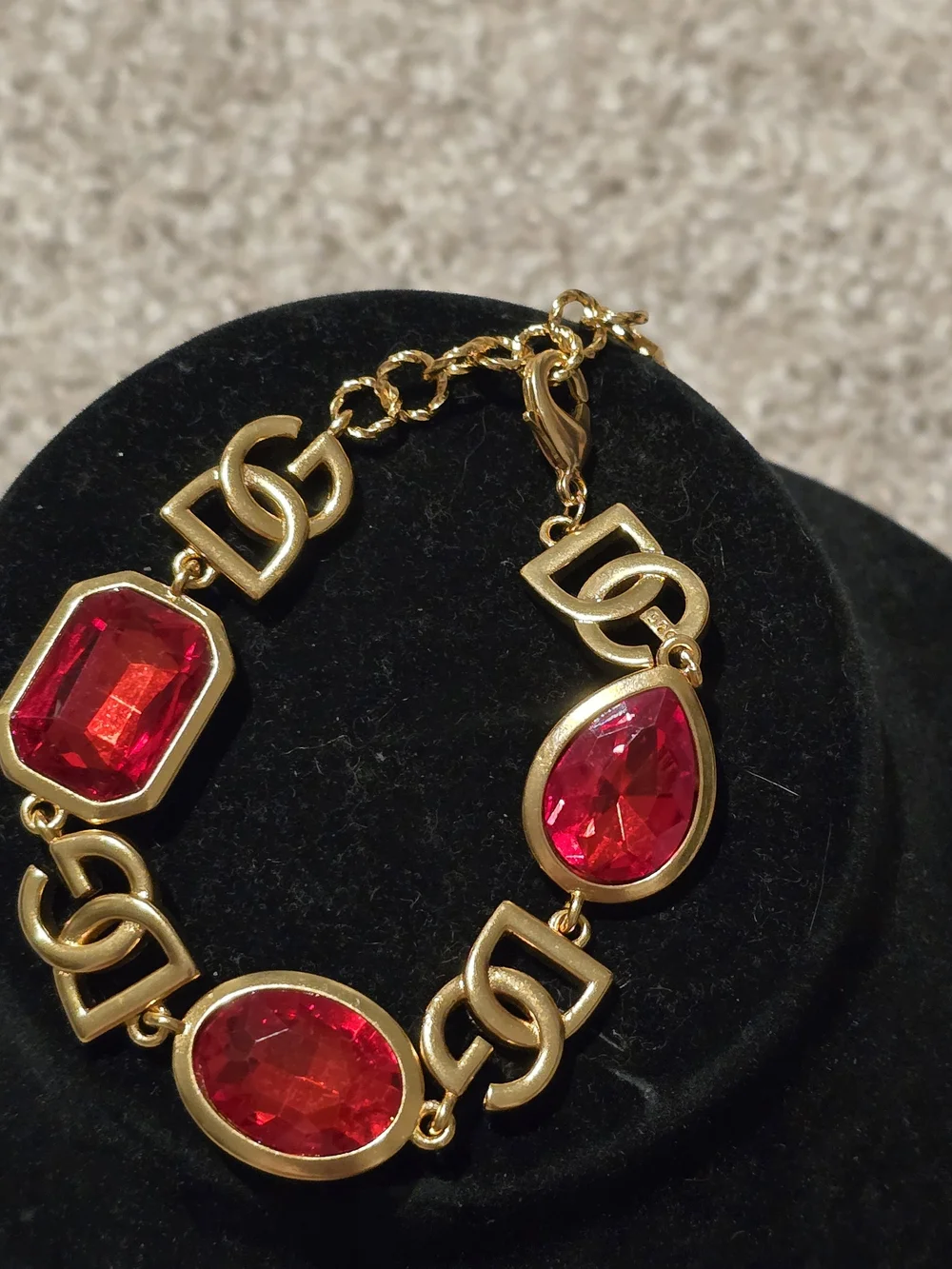 Dolce & Gabbana tarnish stones gemstone